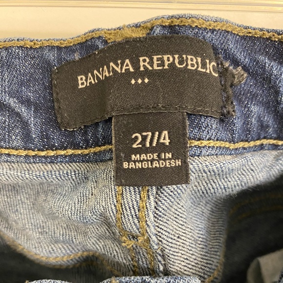 Banana Republic- Mid Rise Ankle-Dark Wash Straight Jeans - Size 27/4- inseam 26” - Picture 2 of 3